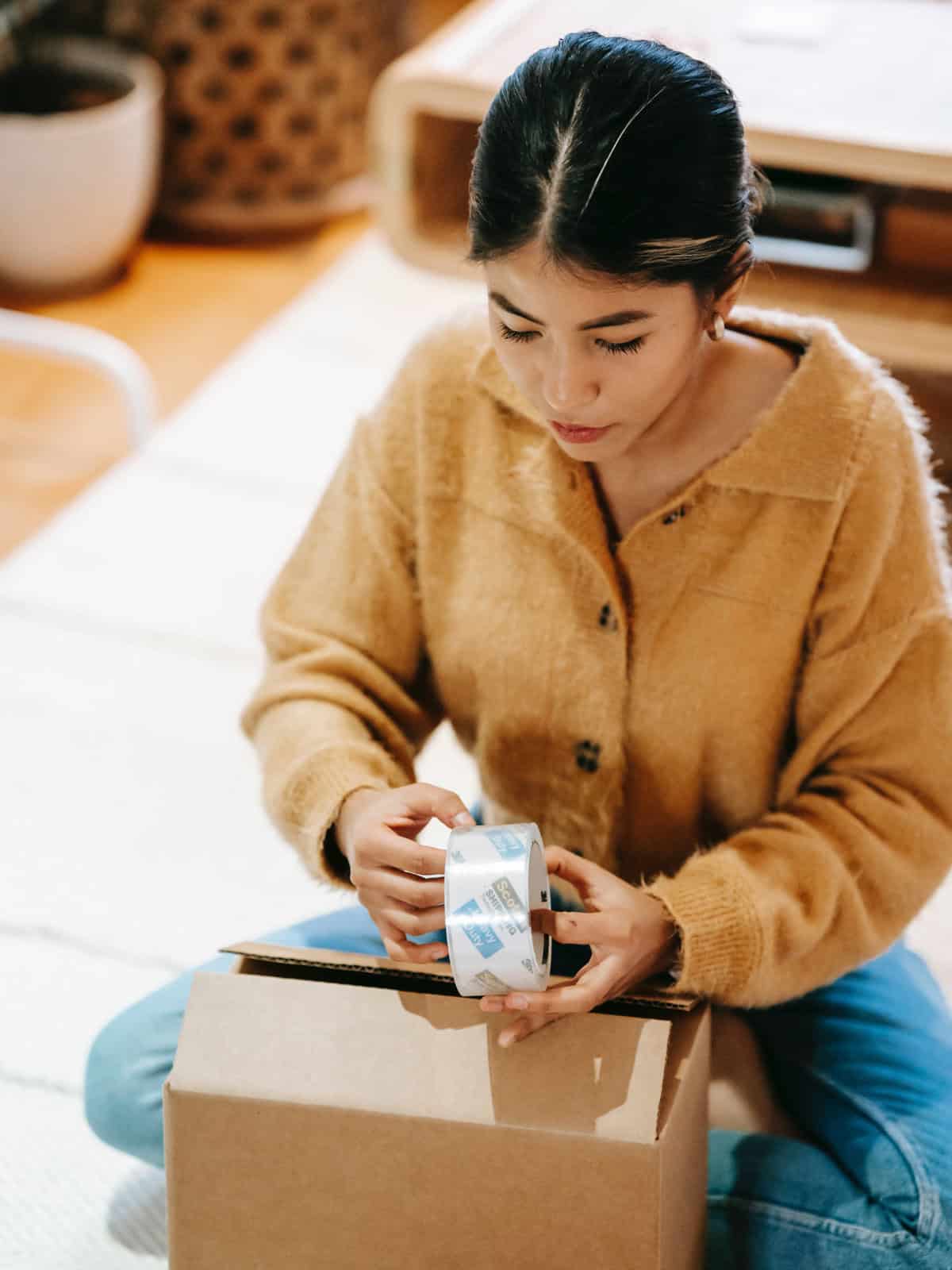 packing service a woman packing